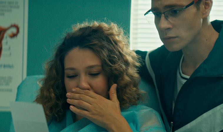 Листайте кадры.