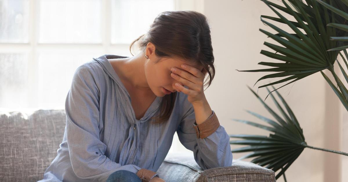 грустная женщина