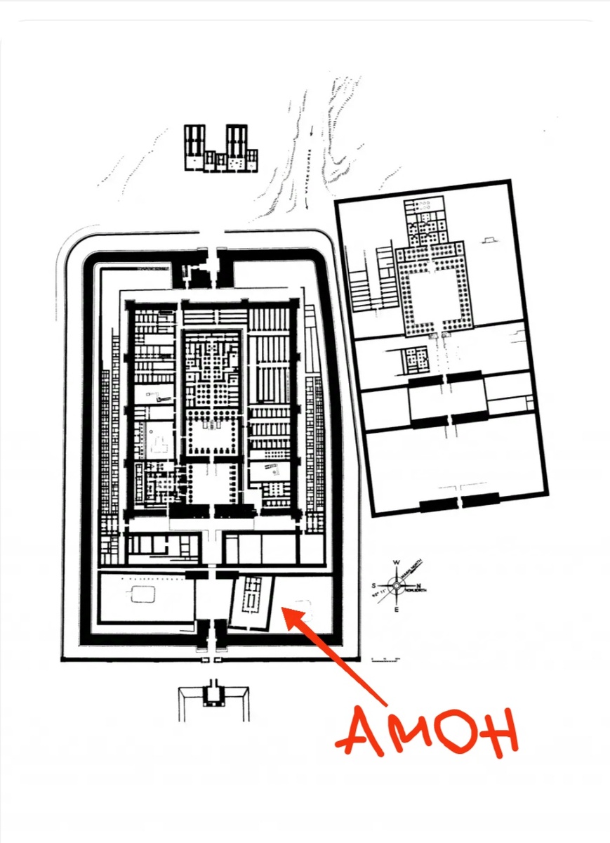 Храм Амона на территории Мединет-Абу 