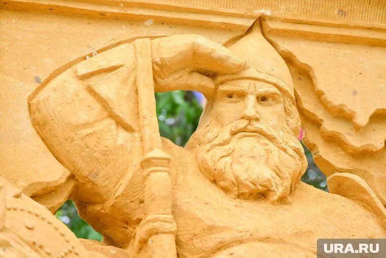 Картина с поверженными русскими воинами принадлежит современному художнику. Фото: Вадим Ахметов © URA.RU