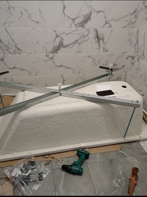 ремонт в ванной.