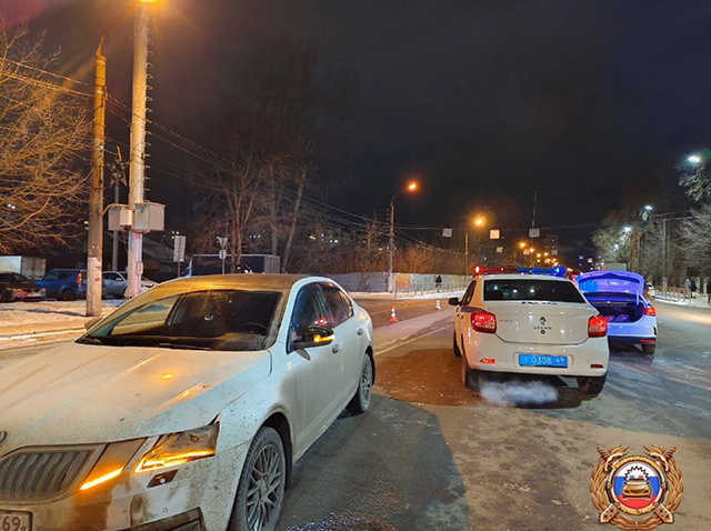 Девушка погибла в Твери, попав под машину