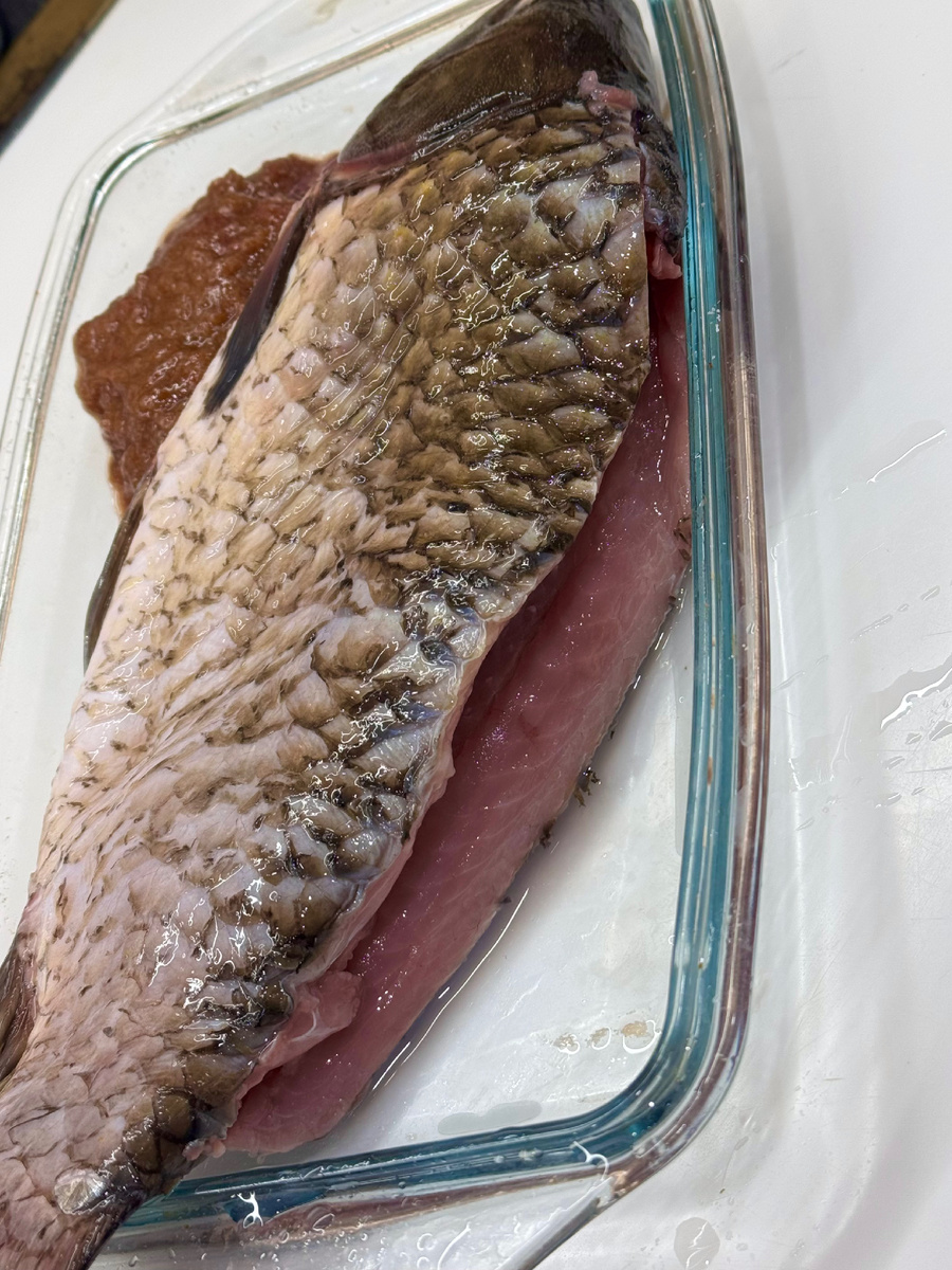 Удаляем позвоночник и внутренности