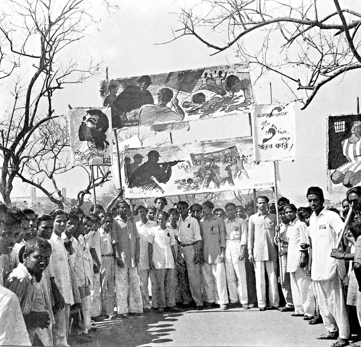 Демонстрация студентов в Дакке. Всё только начиналось, мирно, но... Взято:Яндекс.Картинки