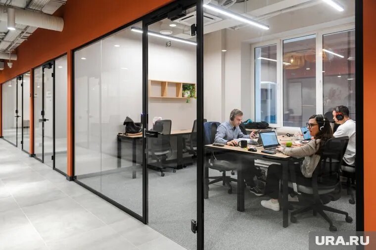 Среди тюменцев чаще всего на работе матерятся люди от 18 до 24 лет. Фото: Вадим Ахметов © URA.RU