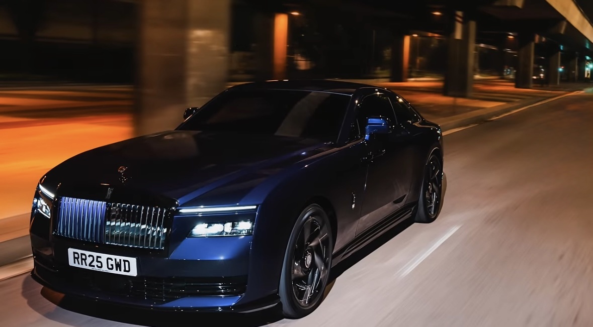 Rolls-Royce Spectre Black Badge