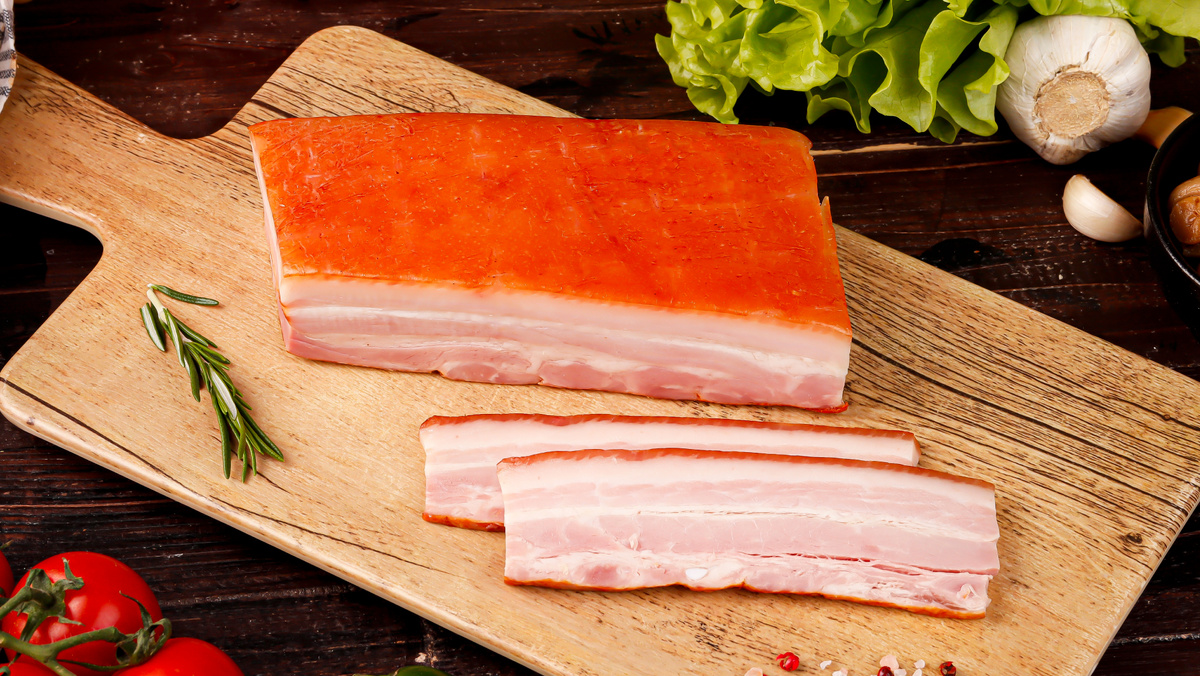 Грудинка «Деликатесная» ТМ «ЕРМОЛИНО»