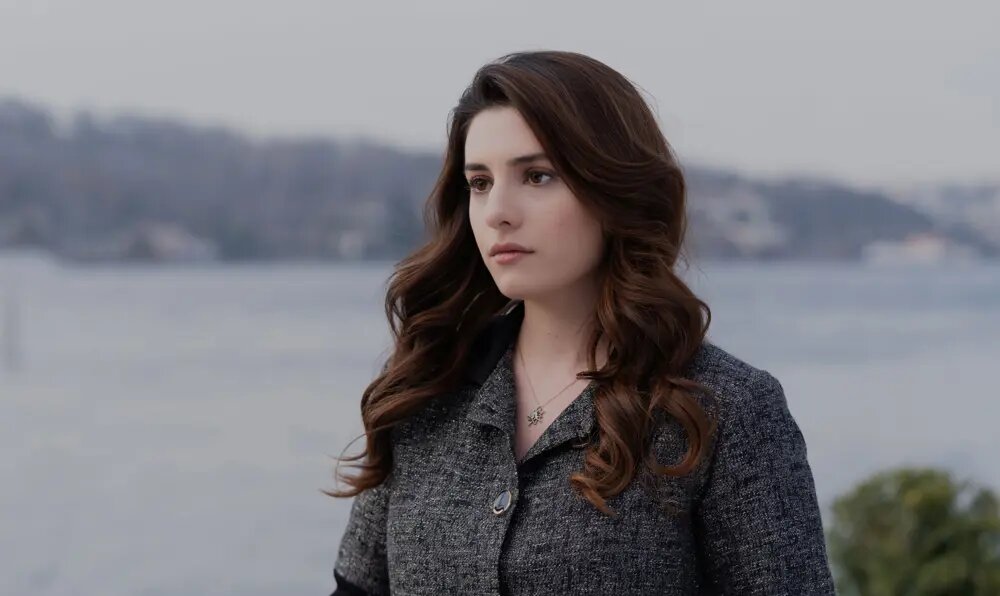 кадр из сериала "Спрячь меня"