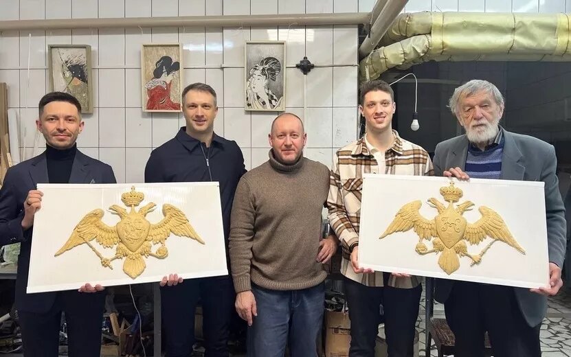    Макет двуглавого орла для башни Главного корпуса оружейного завода представили в Ижевске