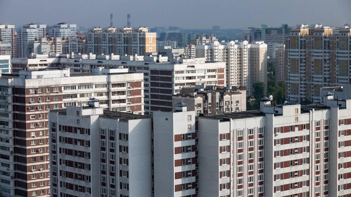 Квартиры в столице активно продаются как на вторичном рынке, так и в новостройках. Фото: Евгений Разумный. Ведомости/ТАСС