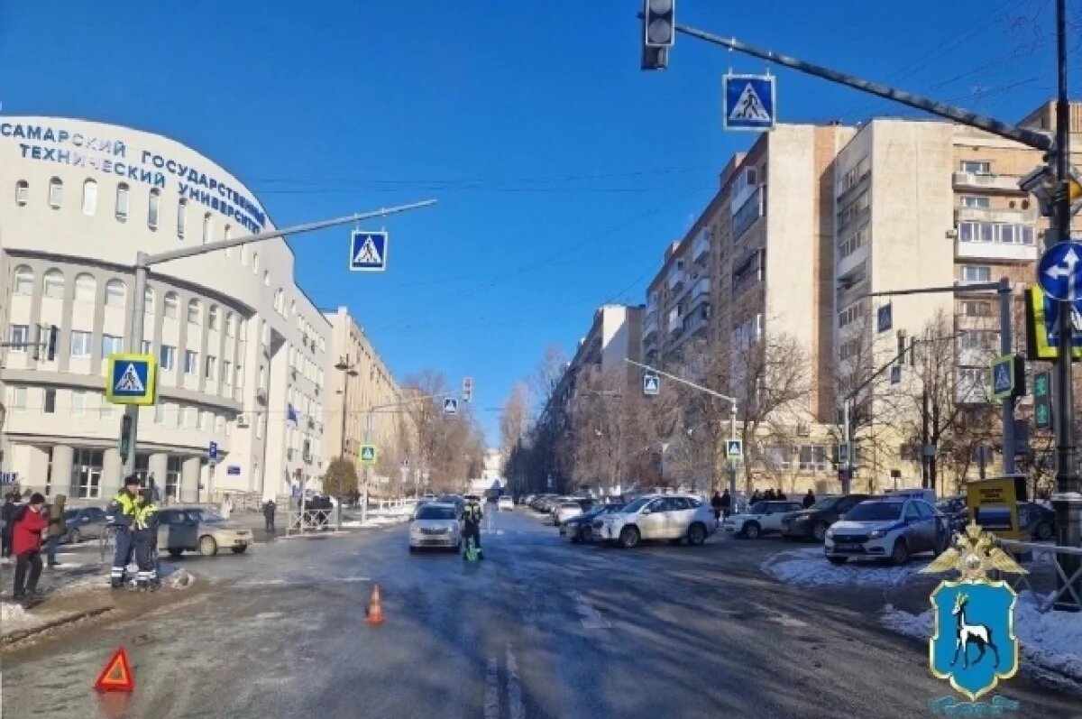    В Самаре у Политеха водитель «Шевроле Круз» сбил 20-летнюю девушку