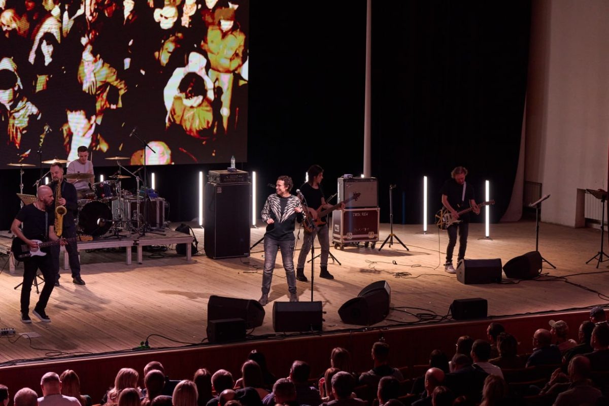    Около 1000 гостей собрал Дом народного единства на праздничный концерт ко Дню защитника Отечества