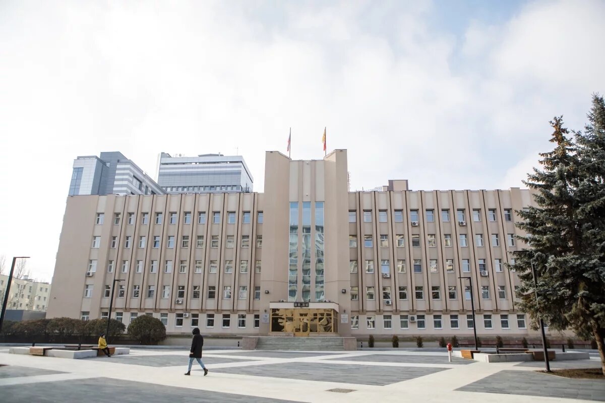    Владимир Нетёсов: Для молодых семей установили выплату в размере 300 тысяч