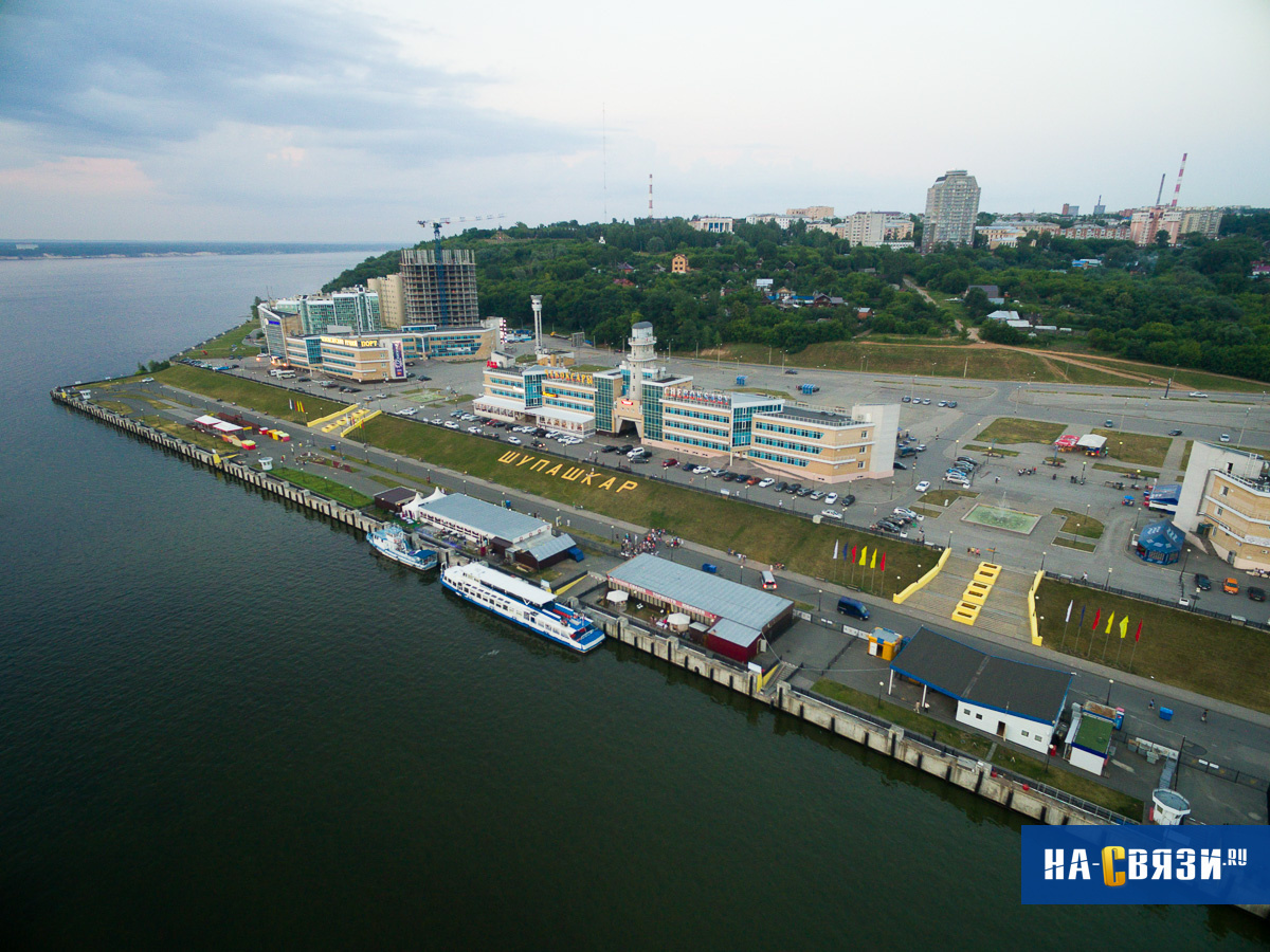 Волга, Чебоксары. Речной порт. https://fotocheb.ru/foto/foto.cheb.ru-137240.jpg