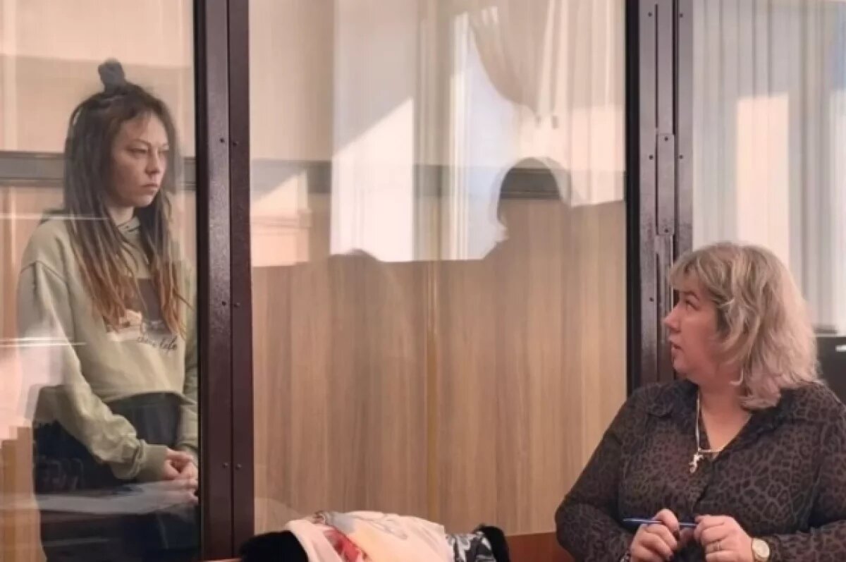    В Новосибирске арестовали женщину, прикурившую сигарету от «Вечного огня»