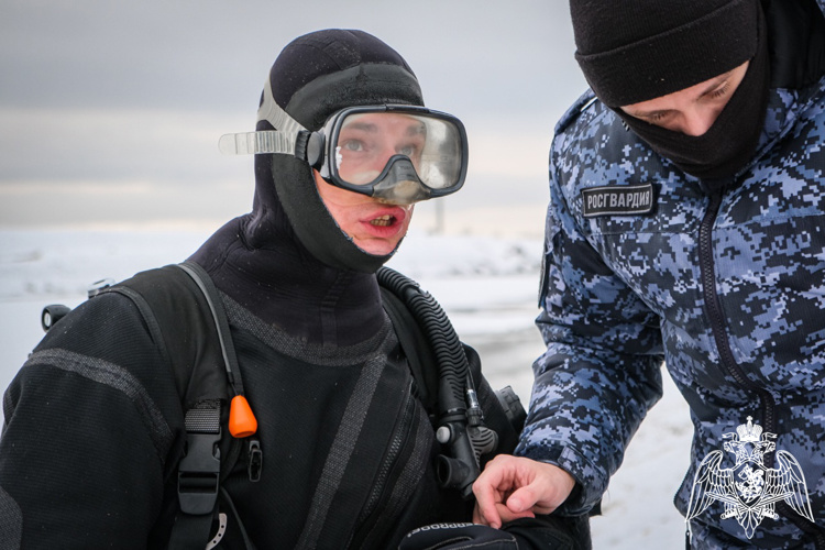    Спецназ из Карелии искал взрывчатку на глубине 20 метровРосгвардия Карелии