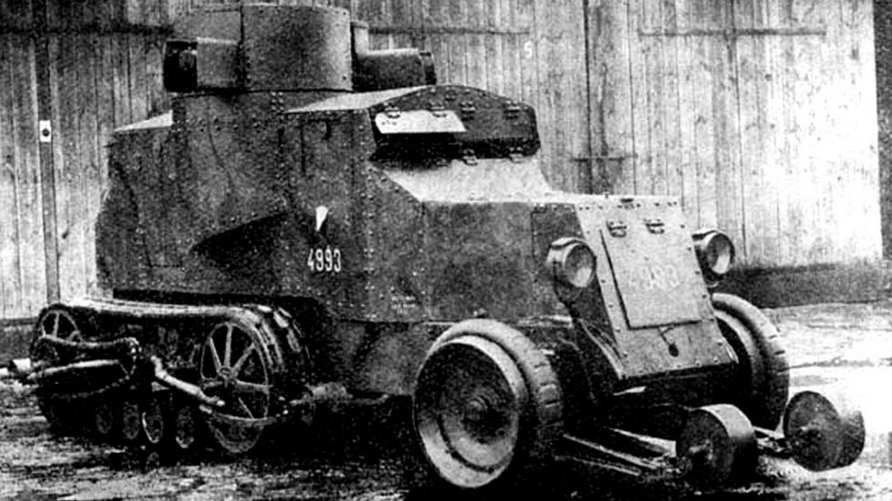 Полугусеничный бронеавтомобиль "Остин-Кегресс" собственной персоной. Фотография в свободном доступе.