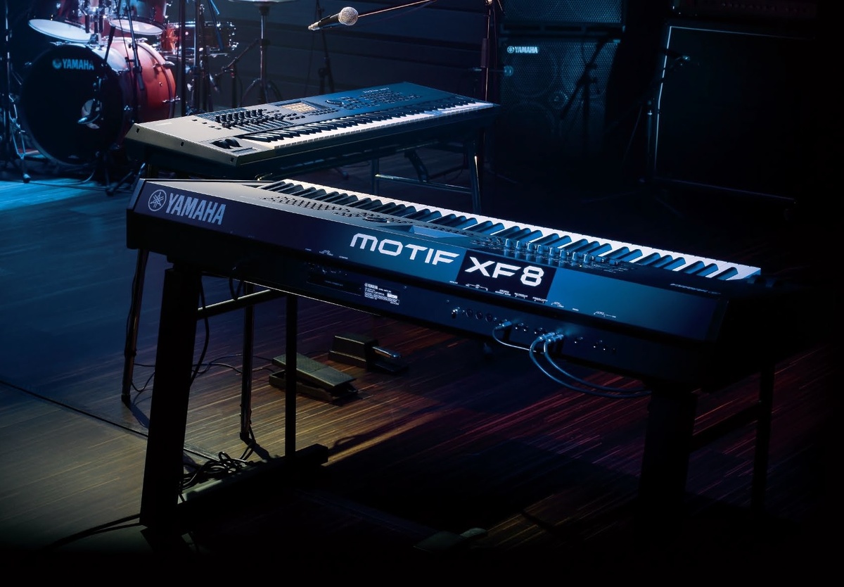 Синтезатор Motif XF8