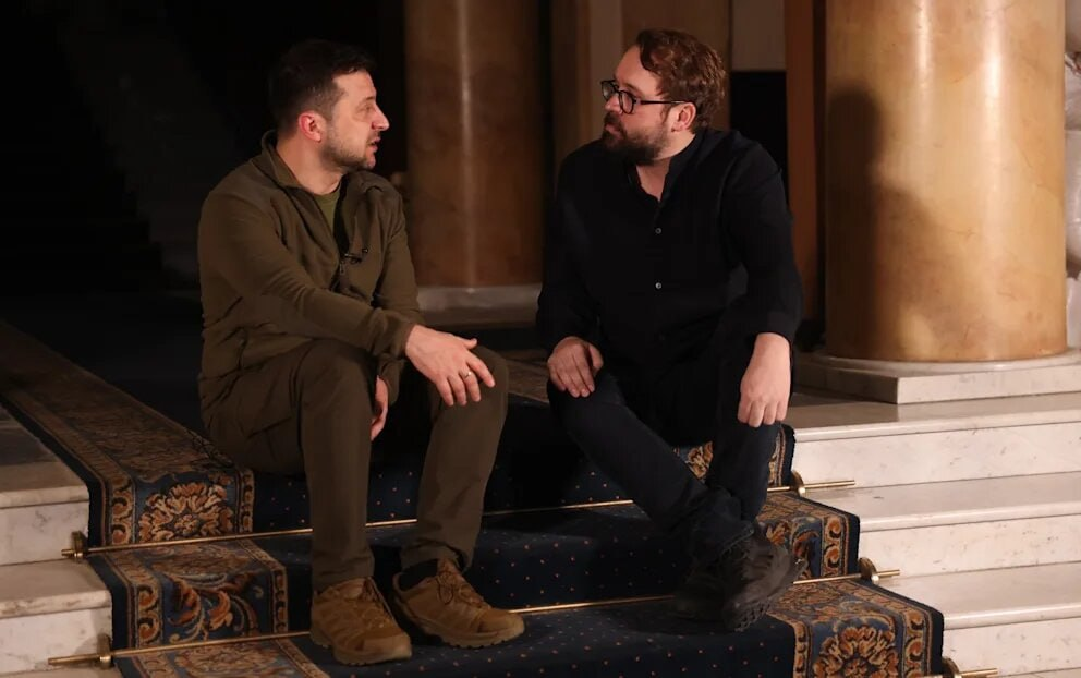 Два прохвоста.