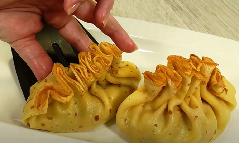 Необычные и вкусные блины – неожиданный вкус с пикантной начинкой
