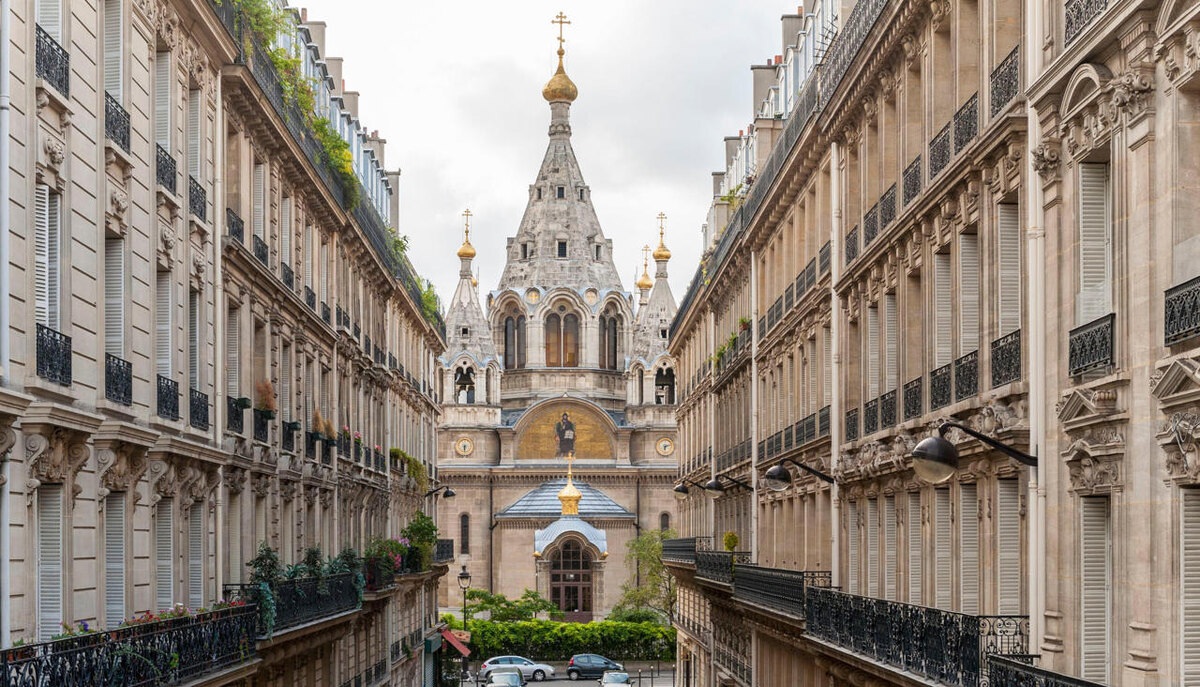 Собор Александра Невского Из: https://stihi.ru/2020/02/07/4139 Собору Александра Невского в Париже Ирина Устинова 