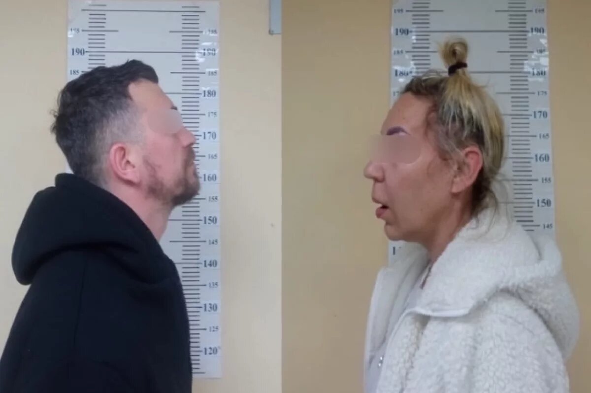    Пару из Челябинска сняли с рейса в Египет за пьяный дебош в самолете