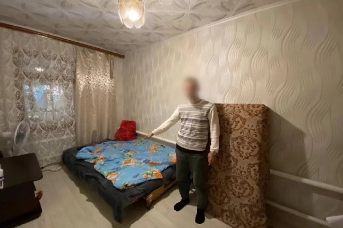    Астраханец обокрал спящую мать, чтобы играть в казино