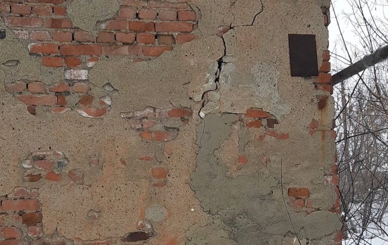    В Медногорске расселят аварийный дом 1944 года постройки Оренбуржье