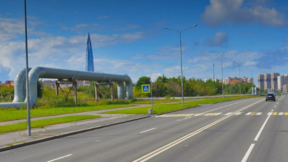    Надземная теплотрасса на Мебельной улице Автор фото: скриншот панорам в сервисе Яндекс.Карты