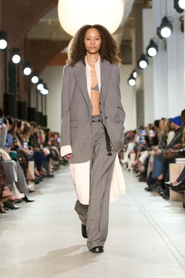 Michael Kors Готовая одежда Осень-Зима 2025 Нью-Йорк