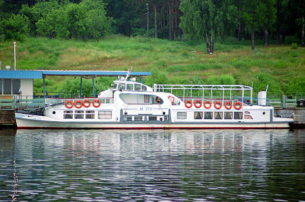 Фото из интернета. Речной трамвай.