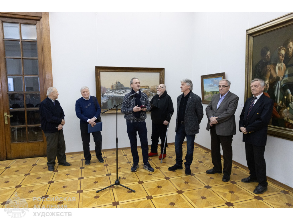 Церемония открытия выставки произведений Юрия Орлова в залах Российской академии художеств (Москва, Пречистенка, 21). Фото: Виктор Берёзкин, пресс-служба РАХ. 2025.