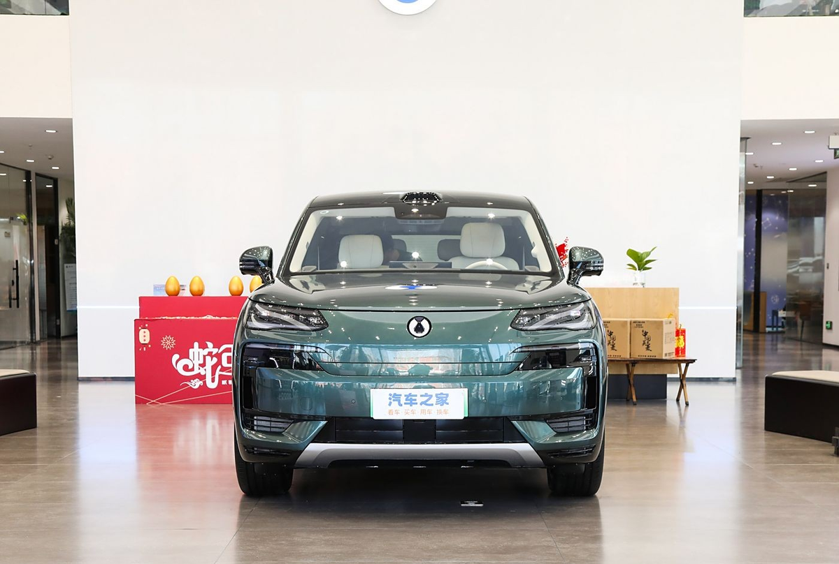 Дизайн передней части нового кроссовера