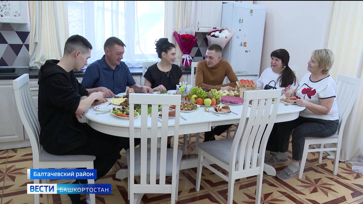    Настоящие мужчины: "Вести" пообщались с бойцами СВО из Башкирии, которых наградил Радий Хабиров