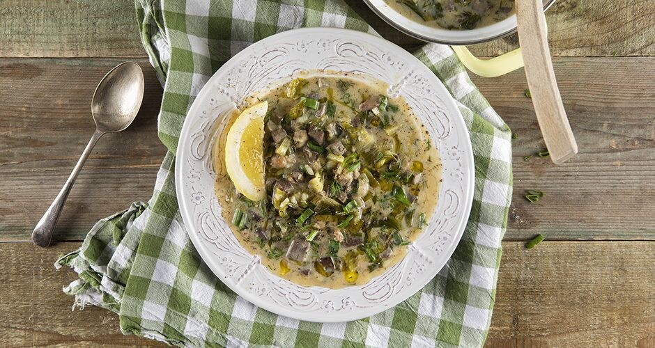 Греческий пасхальный суп магирица. Фото из интернета.