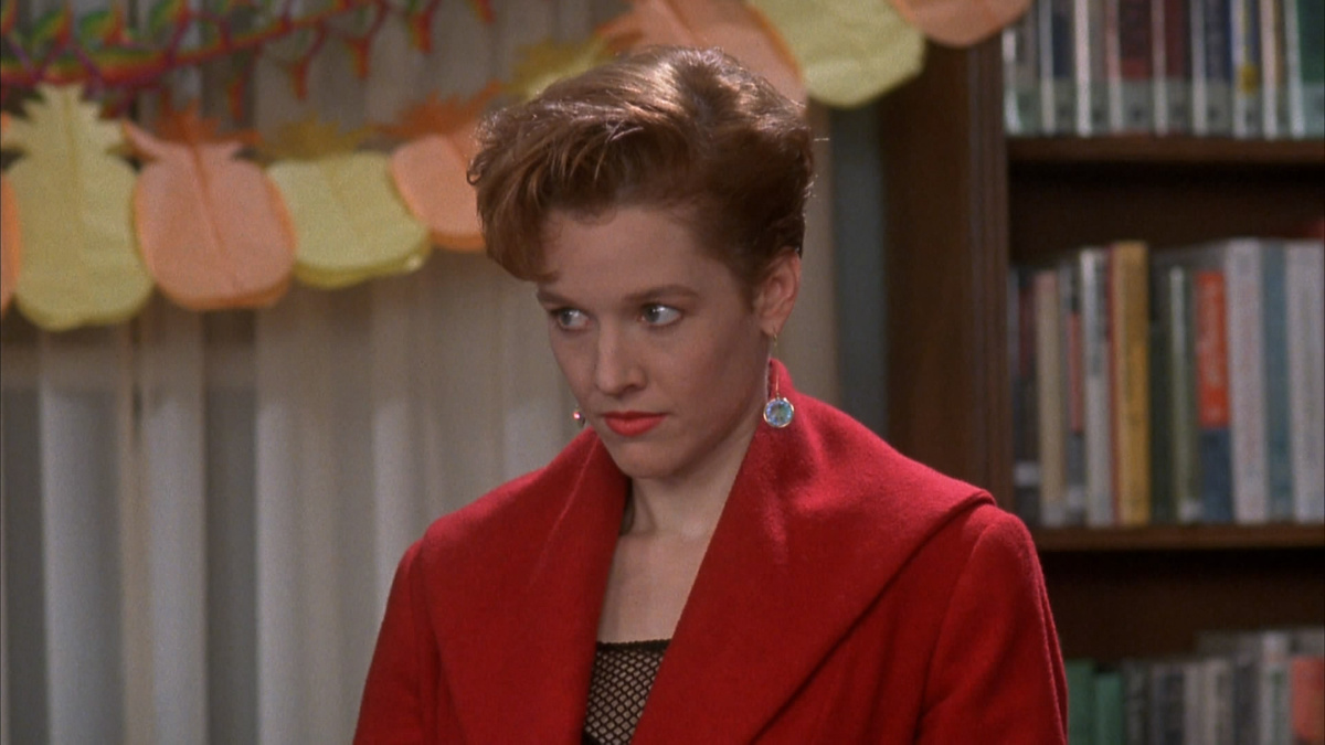 Пролистните изображение, чтобы увидеть следующий кадр из фильма «Пистолет в сумочка Бетти Лу» (1992)