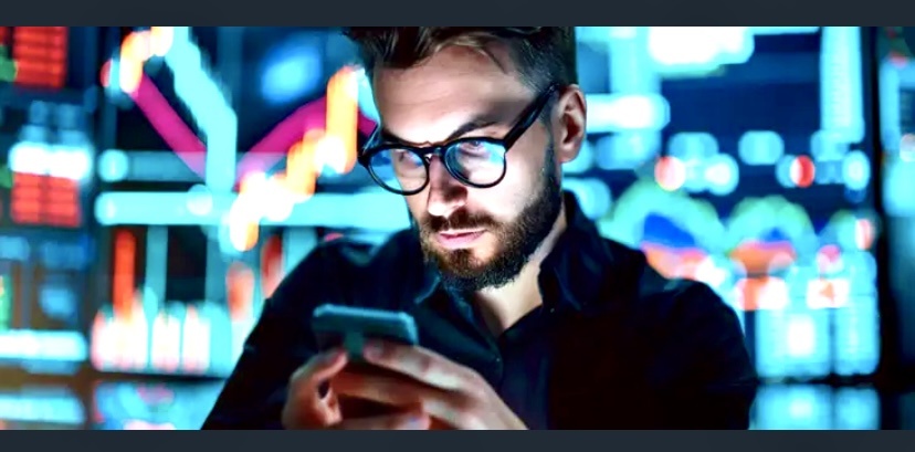 Частные лица вообще не попали под санкции США и Европы...