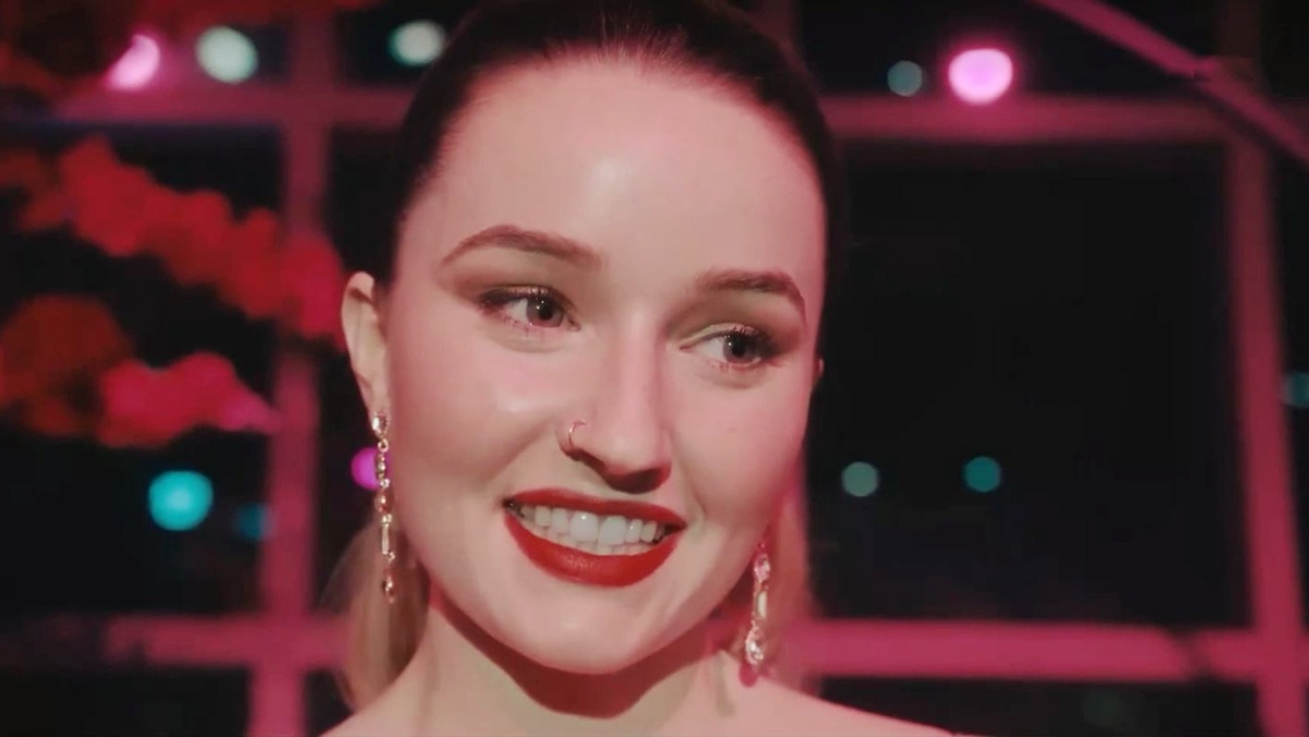 Кадр из сериала «Яблочный уксус» / главная героиня Белль Гибсон