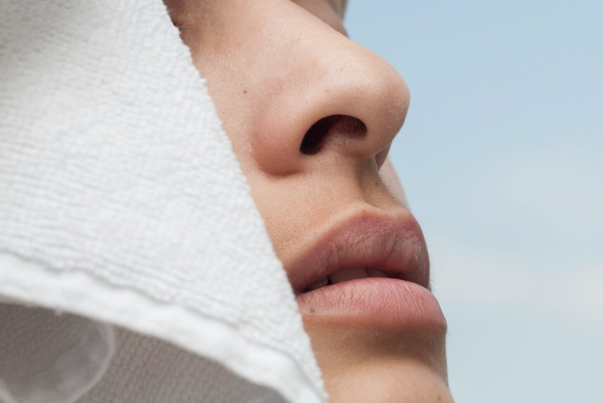     Не козявки! Как в носу возникают полипы и почему они опаснее козявок