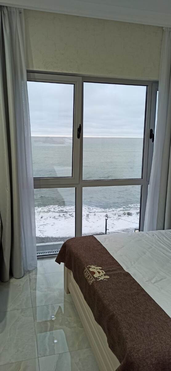 Номер делюкс отеля "Каскад" Адлер