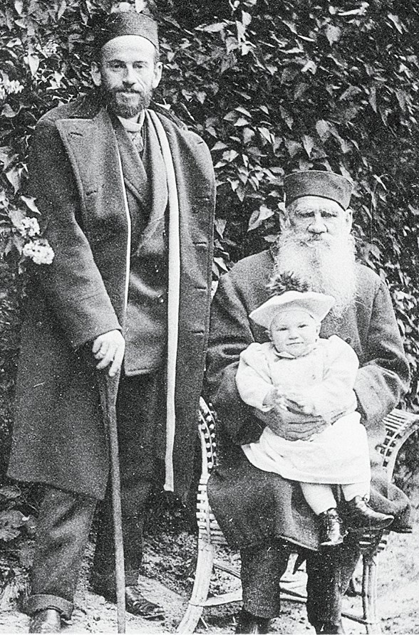 Три Льва: Лев Николаевич Толстой, его сын Лев Львович и внук Лев