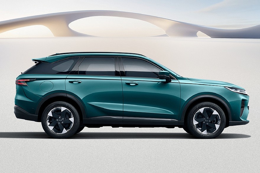    Новый Haval Xiaolong Max