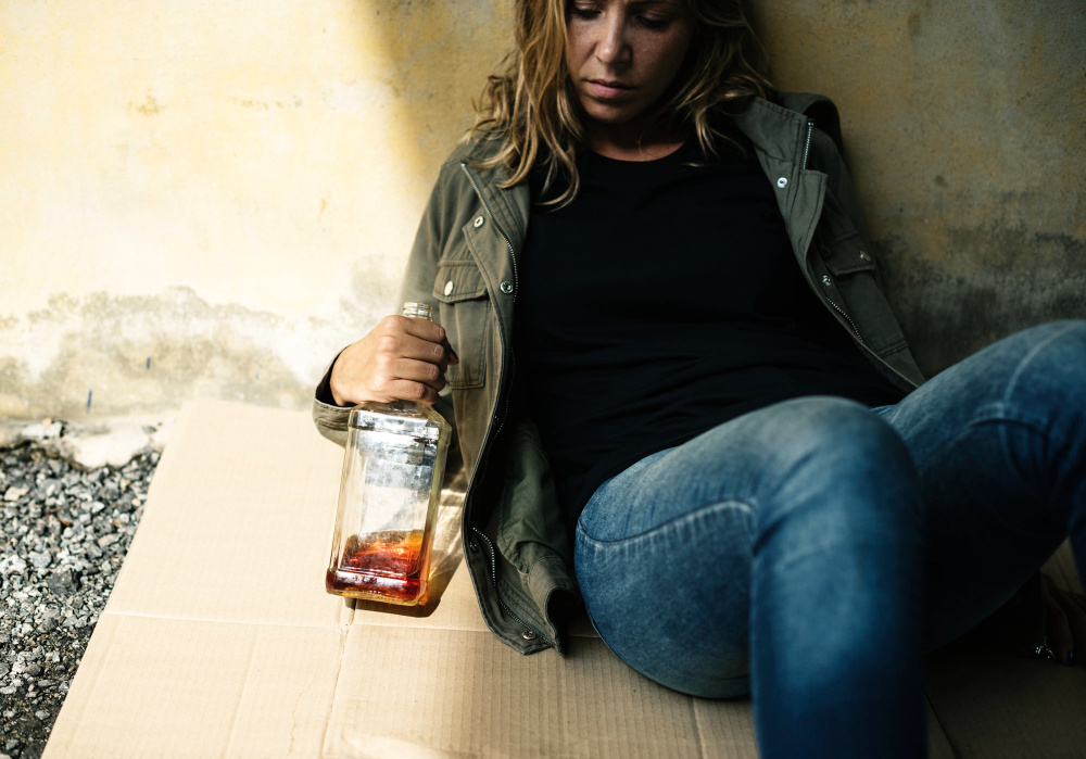 Алкогольная и наркотическая зависимость. (источник изображения: freepik.com)