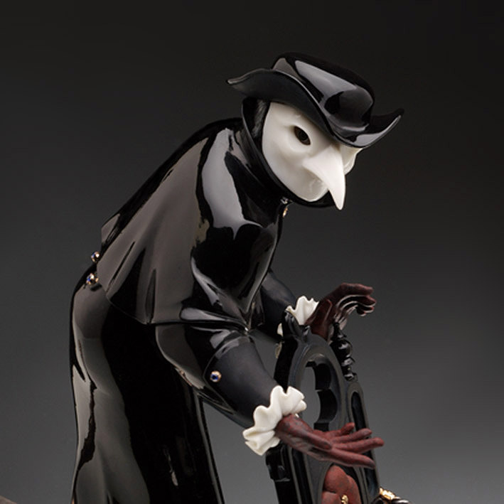 Фрагмент  декоративной скульптуры "Харон" Александра Веселовского, 2005 год