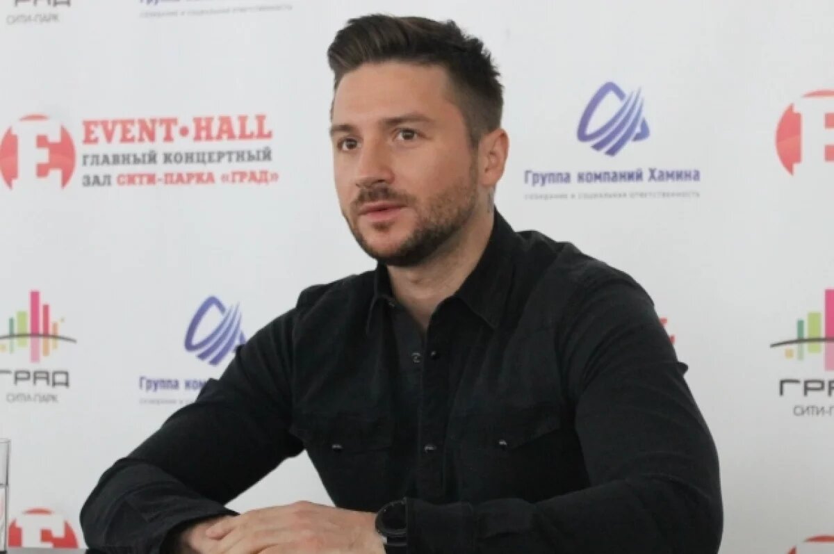    Сергей Лазарев и ANNA ASTI.