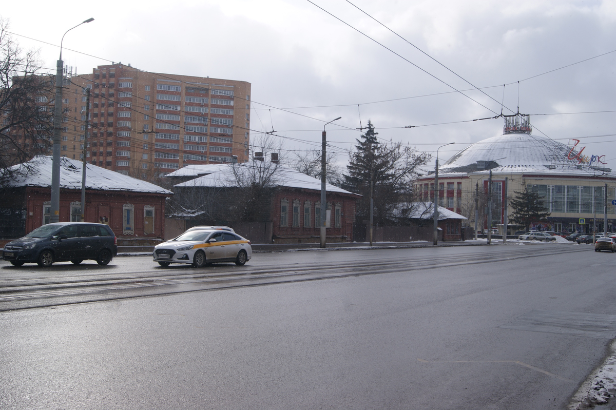 Вид на сносимый квартал с ул. Советской, 16.02.2025 года