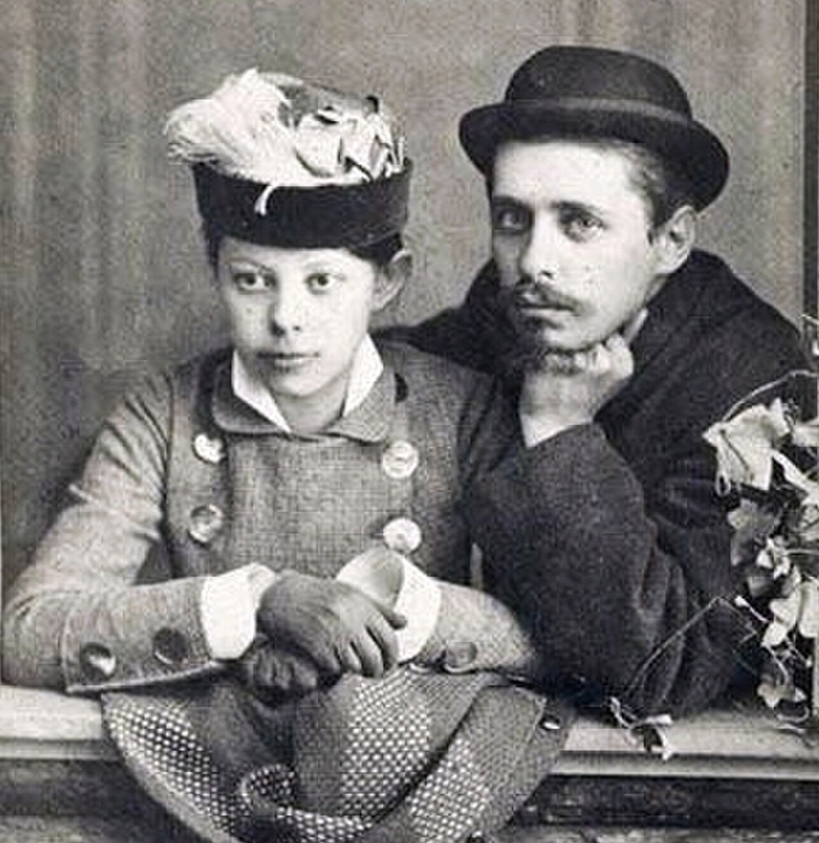 Молодой Н.Г. Гарин-Михайловский с будущей супругой.