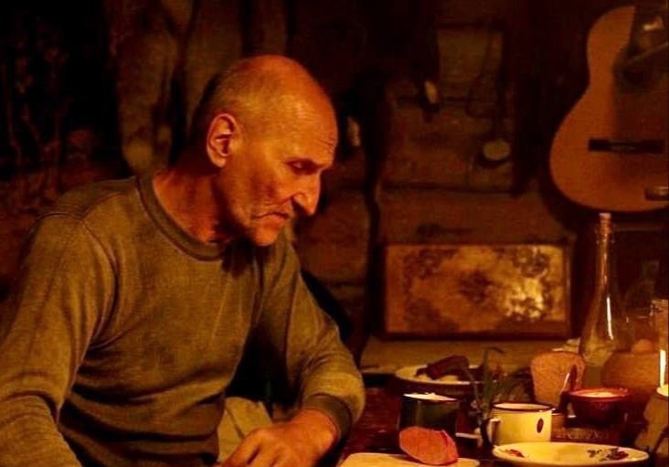 Пётр Мамонов в роли Шатуна в фильме «Иерей-сан» (2015 г., режиссер Егор Баранов).