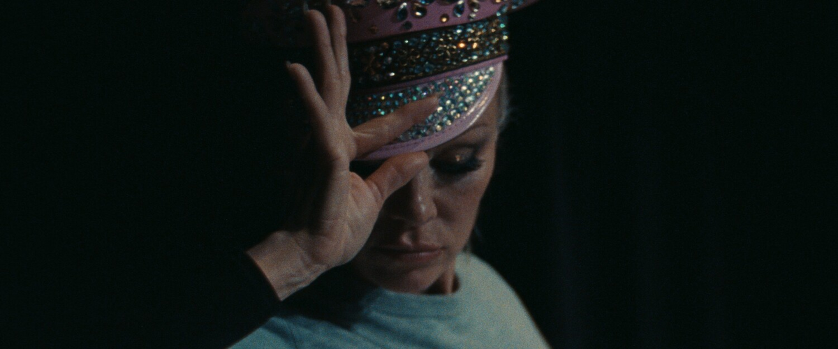 Возвращение легенды: "Шоугёрл" Джии Копполы