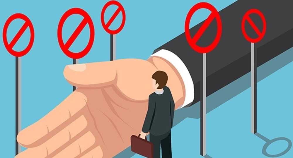 Источник фото: https://vogazeta.ru/articles/2021/3/16/edpolitics/16688-gosduma_vsyo_taki_prinyala_zakon_o_prosvetitelskoy_deyatelnosti_v_obrazovanii